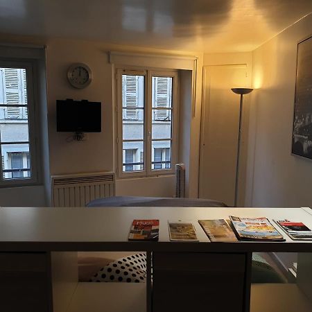 Le Centre Fontainebleau Apartment ภายนอก รูปภาพ